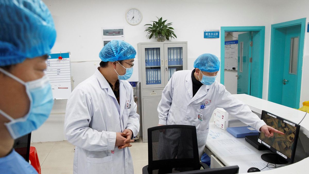 Қытайда коронавирус жұқтырғандар саны 40 мыңнан асып кетті