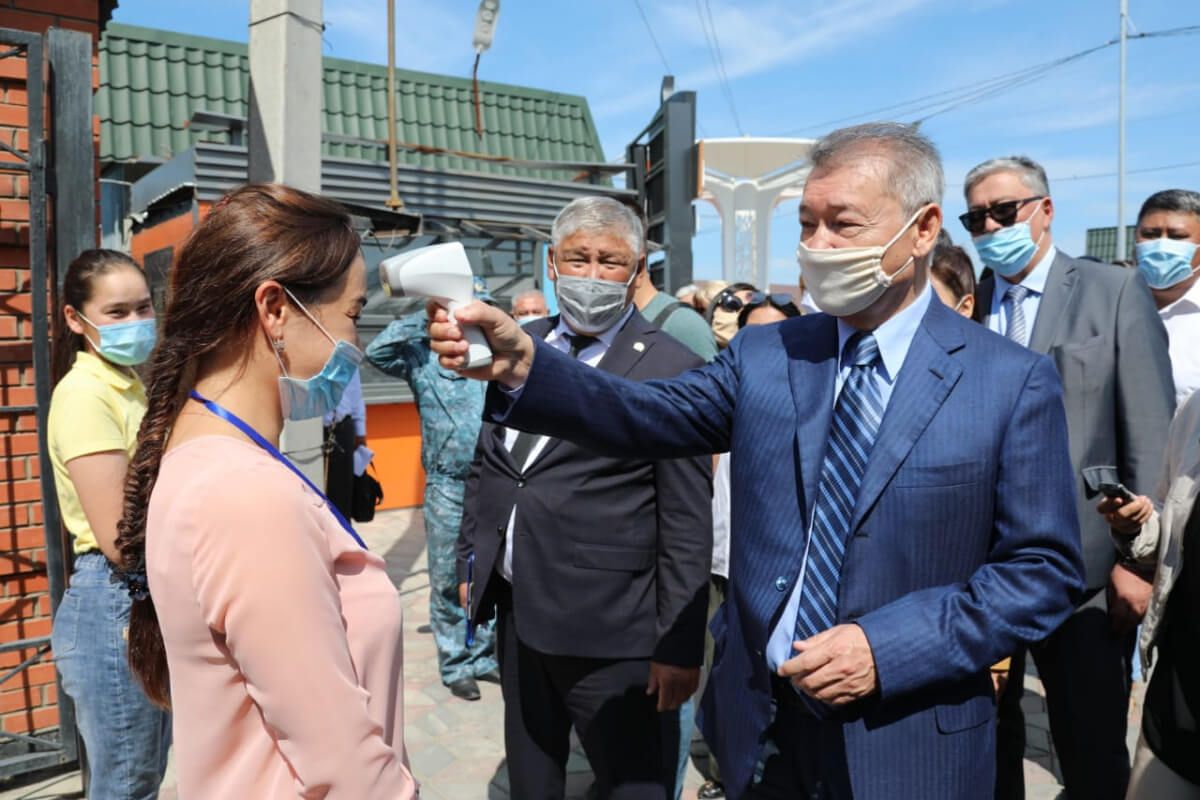 5 шілдеден бастап Өскемен және Семей қалалары жабылады