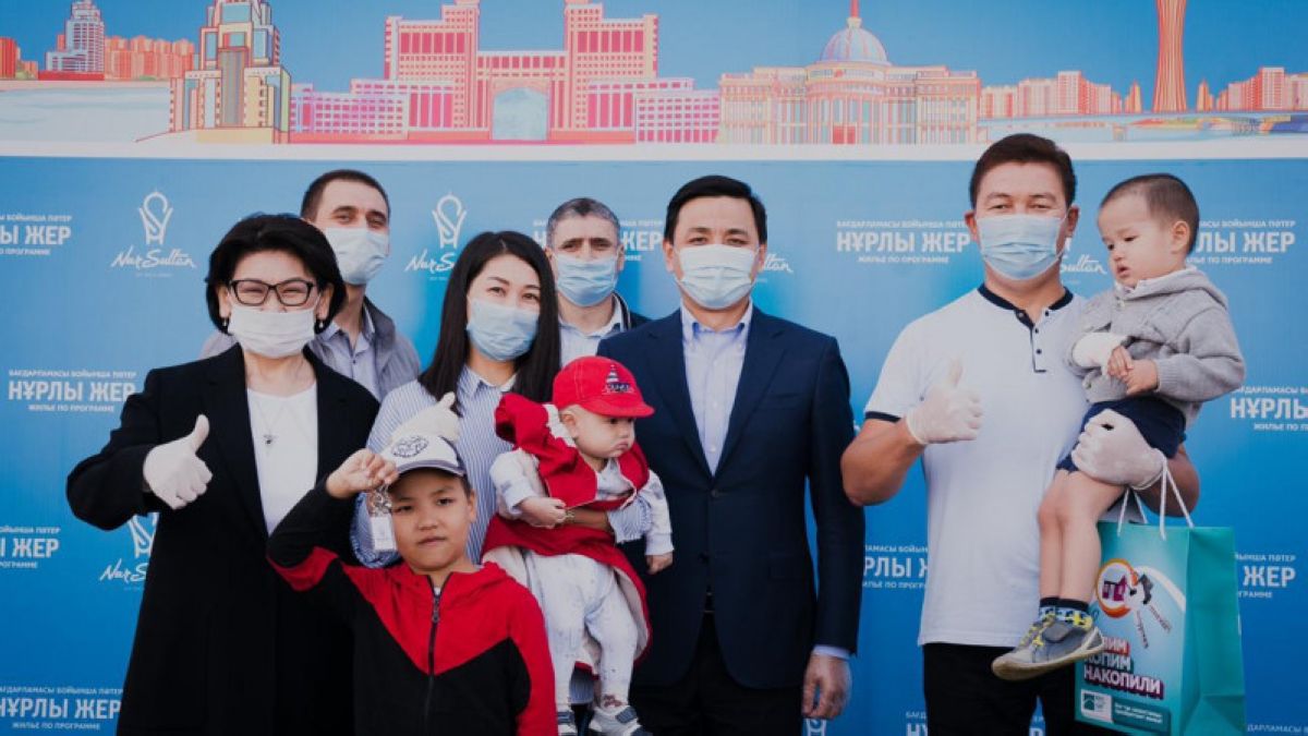 Астаналықтарға әлеуметтік пәтер кілті табысталды