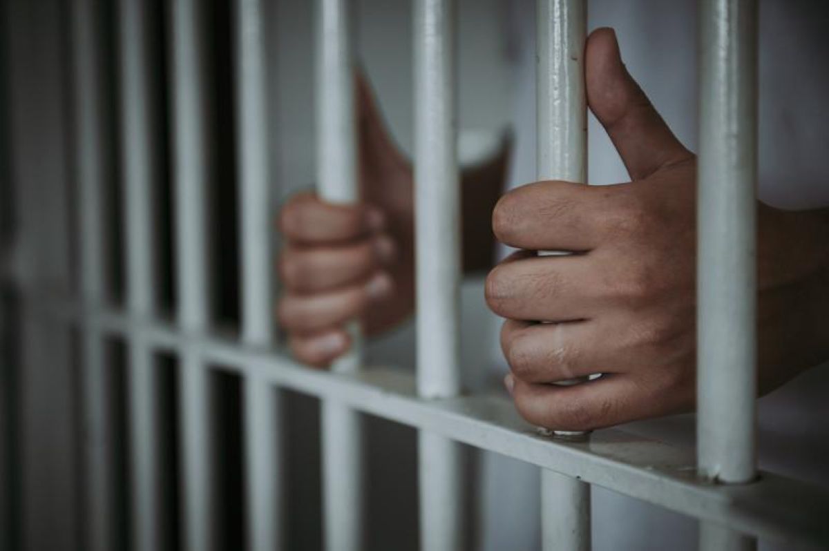 Қарағандыда екі студентті пышақтаған ер адам қамауға алынды