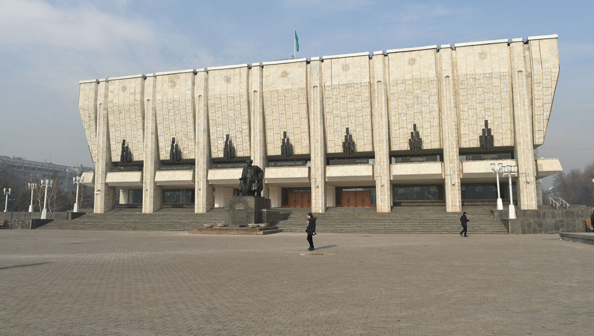 Елде театр қызметі бір жылда 26% қымбаттады