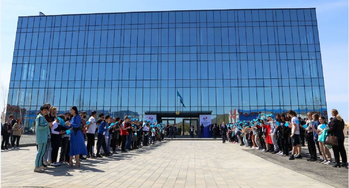 Теннис орталығы ашылды