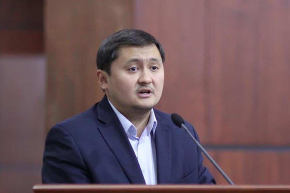 Саясат Нұрбек салтанатты түрде ант берді