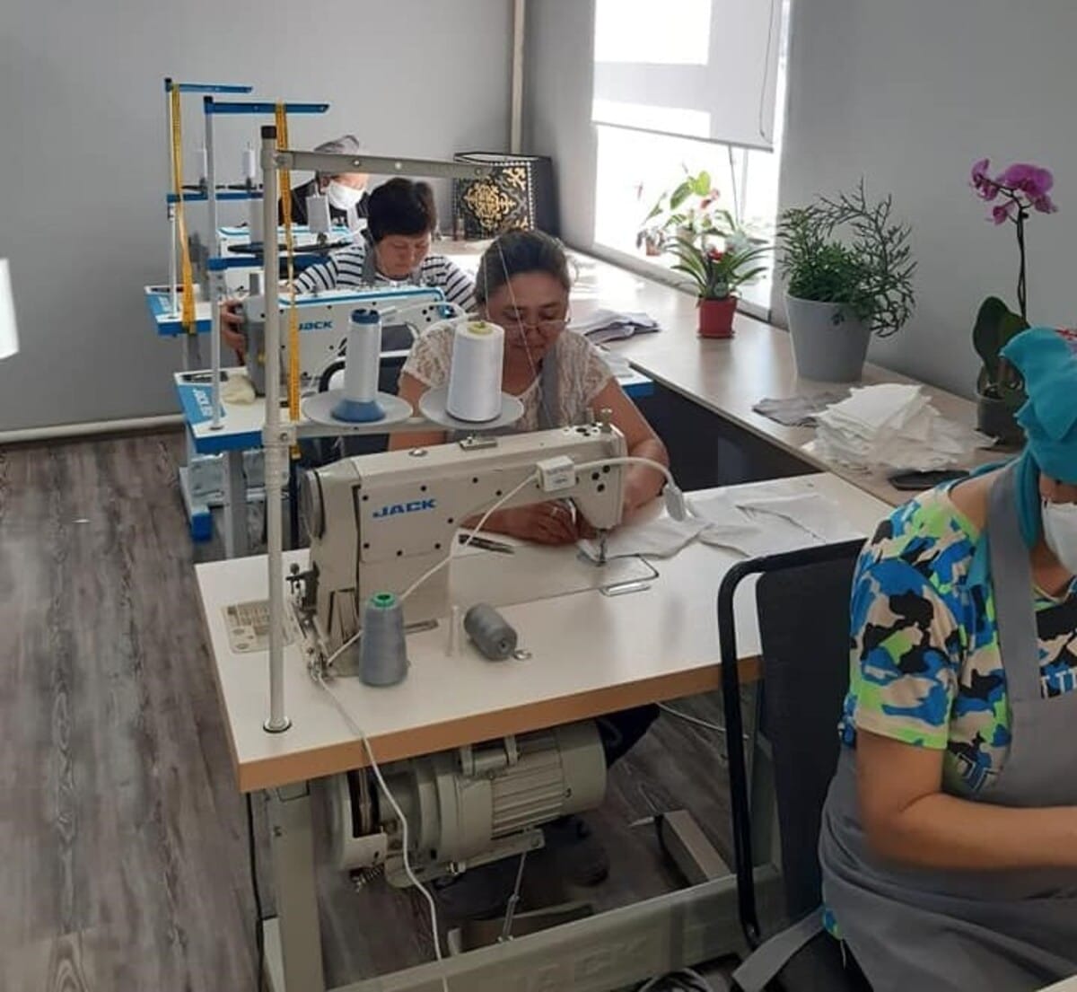 «Халыққа көмек» жобасы аясында тігін шеберханасы ашылып, 15 адам жұмыспен қамтылды