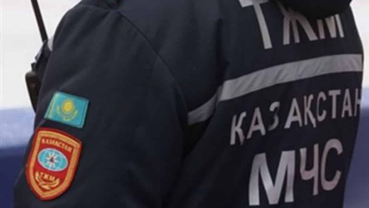 «Баланы құтқарып, өздері суға батып кетті»: желіде тараған видеоға қатысты ТЖМ түсініктеме берді