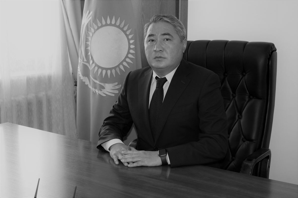 Cарқан ауданының әкімі көз жұмды