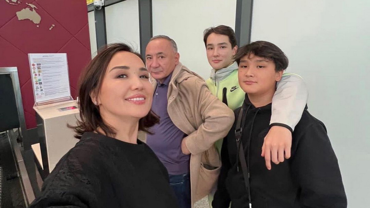 Трусикаларды қарау бейне