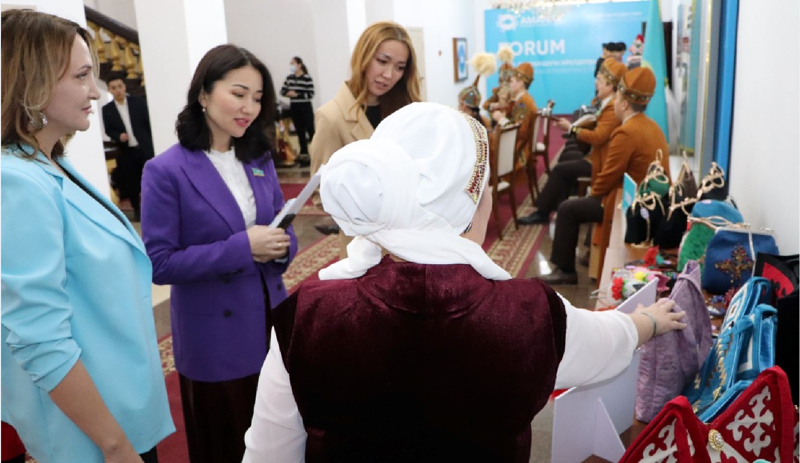 Ауыл әйелдерінің форумы