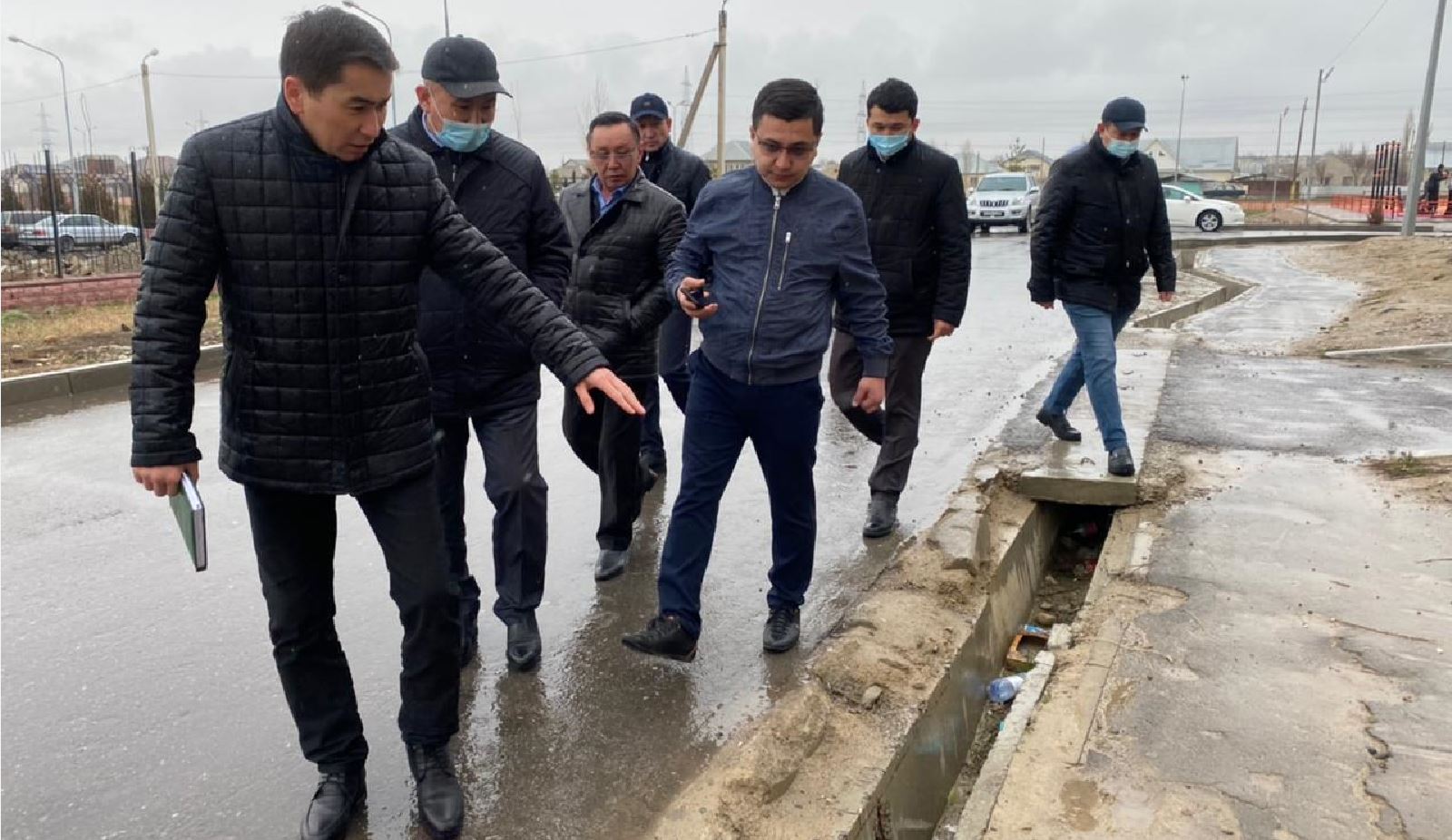 Қабылдауға қалауын айтып келеді