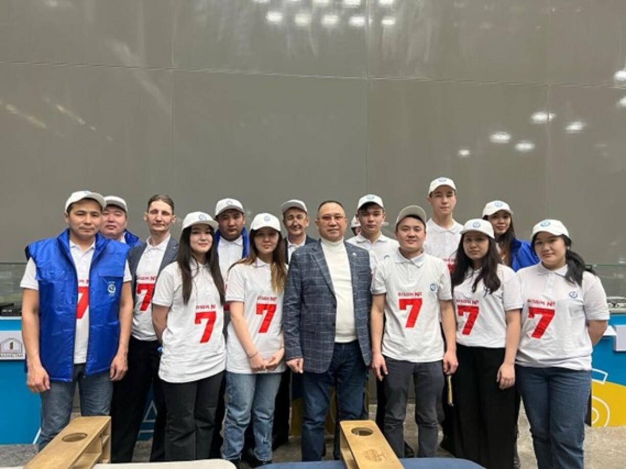 Сайлау науқанын ЖСДП қазақстандықтарға «лайықты өмір сыйлаймыз» деп жалғастыруда