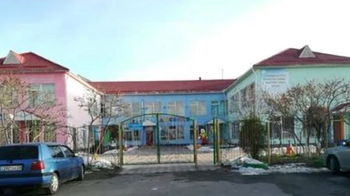 Ева Ангелина порно фильмдер Шұлықтар кеңсесі