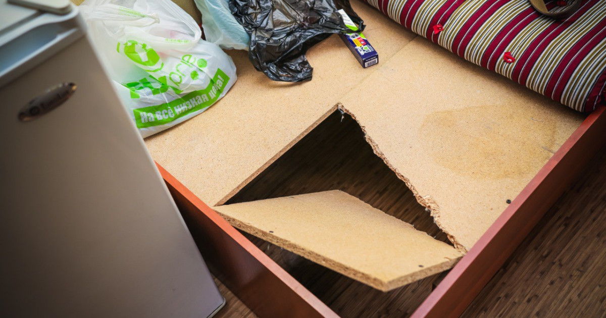 Астанада студенттер тарақан жайлаған жатақханада тұрады