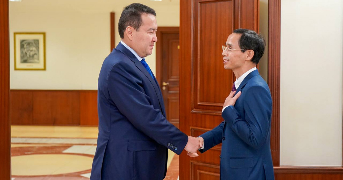 Әлихан Смайылов пен Чжао Чжэнсян энергетика мәселесін талқылады