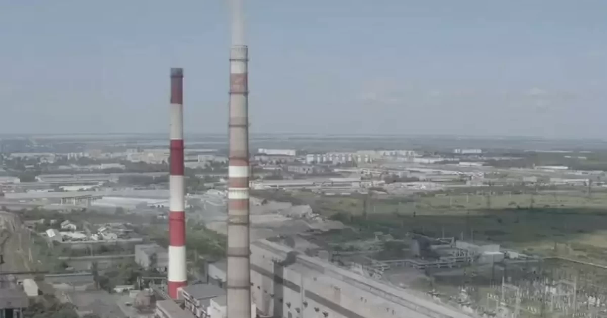 Петропавлда жаңадан салынып жатқан ЖЭО мұржасы қисайып қалды