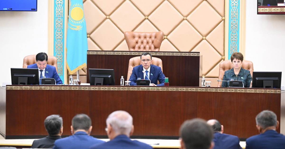 Мәулен Әшімбаев: Сенат мақұлдаған заң азаматтардың пікірін барынша ескеруге мүмкіндік береді
