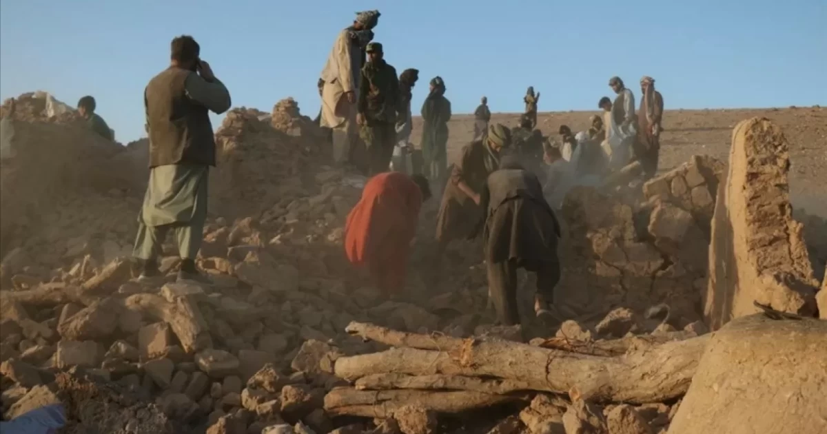 Ауғанстандағы жер сілкінісінен қаза тапқандар саны 2 мыңнан асты