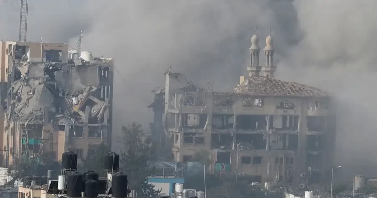 Газа ауруханасында болған жарылыс салдарынан жүздеген адам қаза тапты