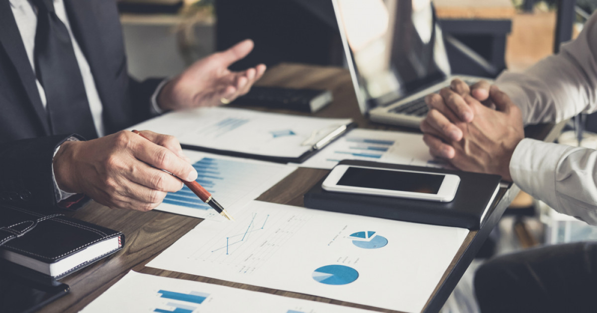 Инвесторлар Қазақстаннан жаппай кете бастаса, жұмыссыздар саны көбейеді – сарапшы