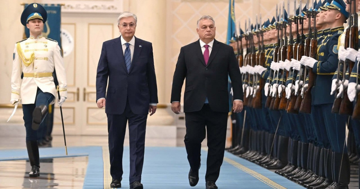 Қасым-Жомарт Тоқаев Ақордада Мажарстан премьер-министрін қарсы алды