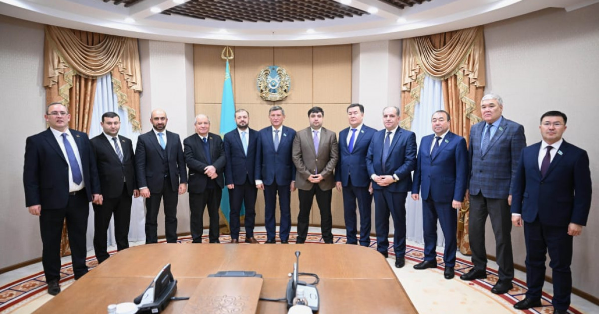 Нұртөре Жүсіп «Армения-Қазақстан» достық тобының жетекшісімен кездесті