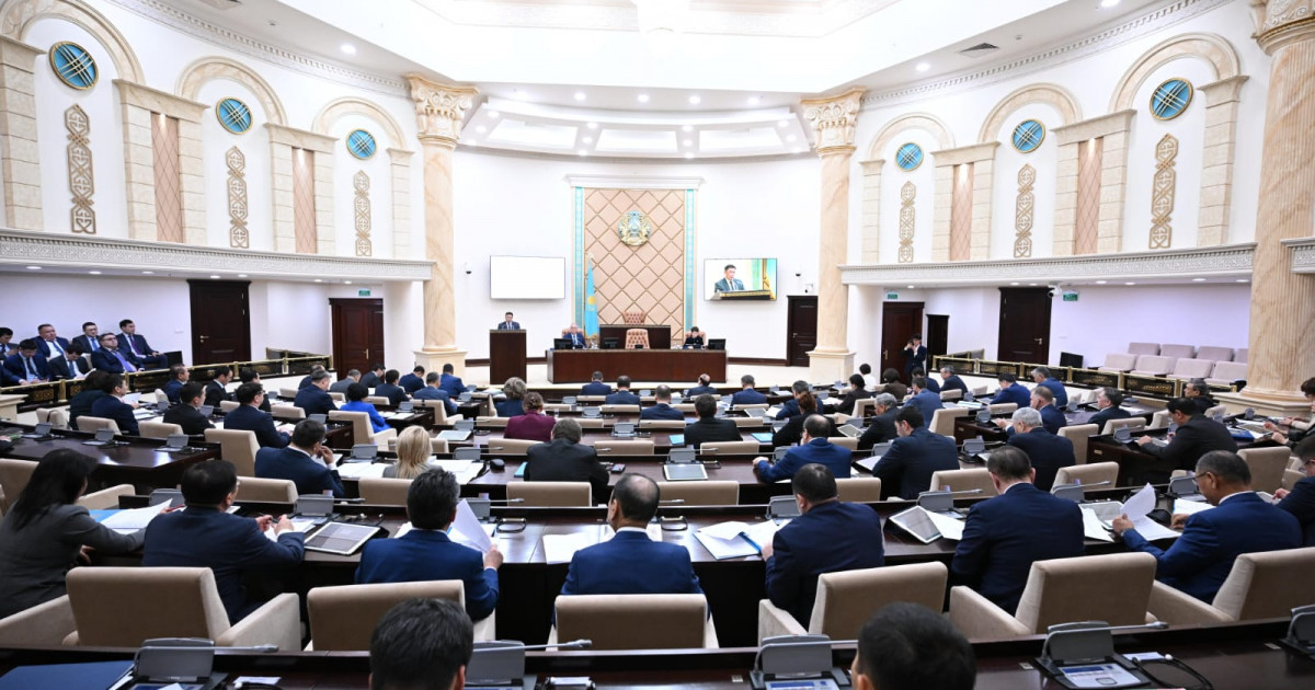 Сенатта «2024-2026 жылдарға арналған республикалық бюджет туралы» заң таныстырылды