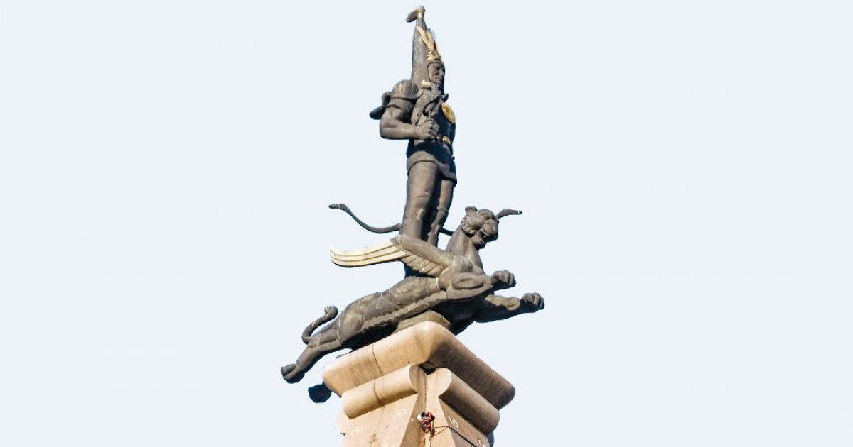 Егемендік ескерткіштері