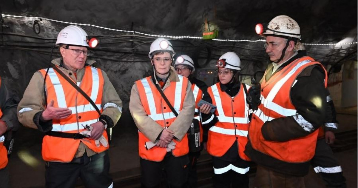 Кеншілермен кездесу