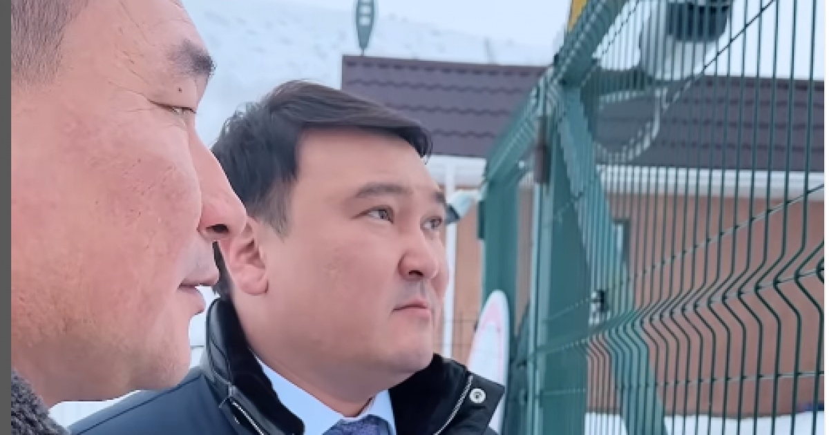 «Үшқоңырда тауды да қоршап алған» – депутаттар заңсыз берілген жерді мемлекетке қайтаруды талап етті