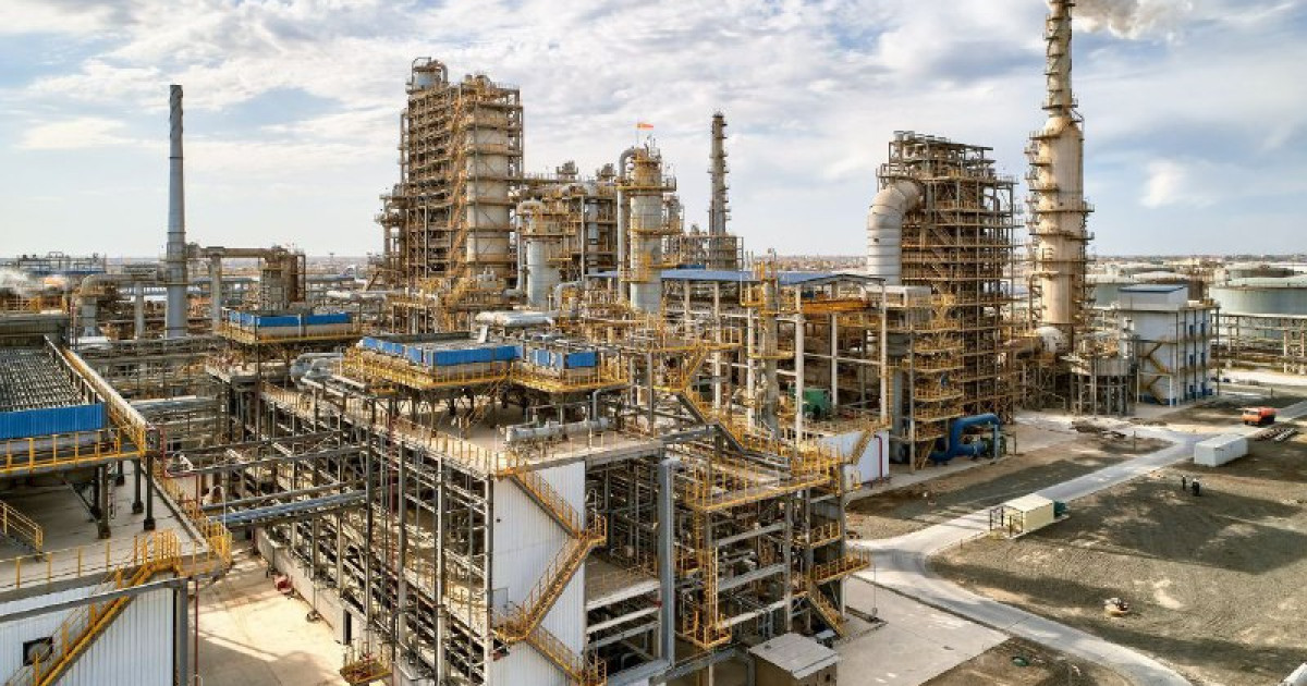 Атырау мұнай өңдеу зауытының бас директоры мен бас инженері қызметінен босатылды