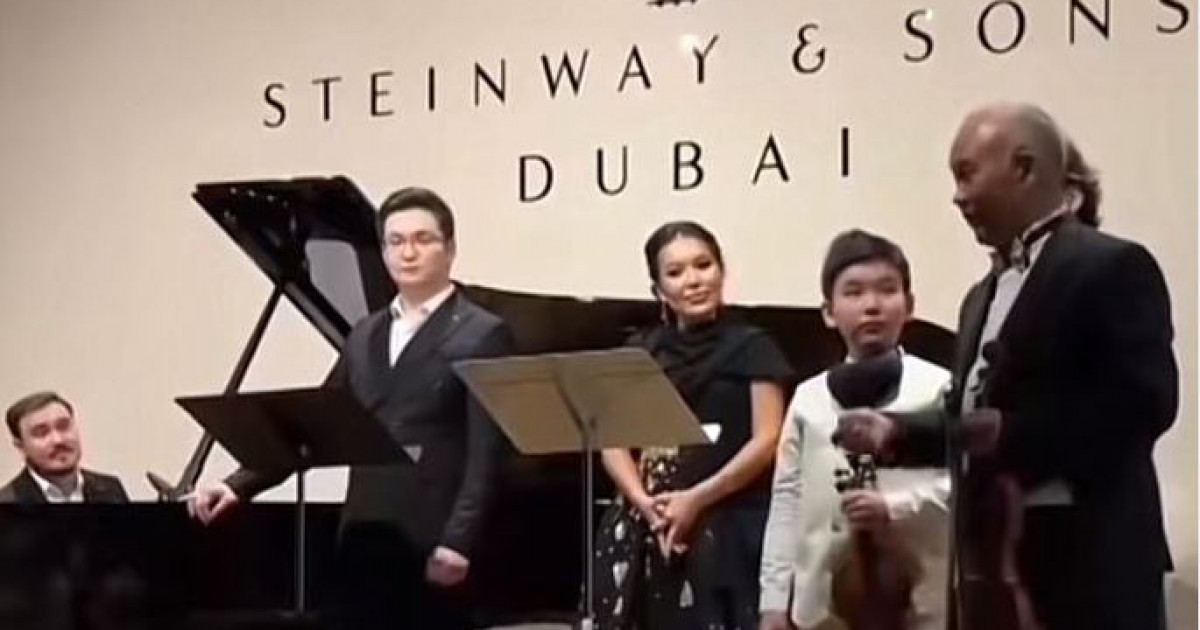 Дубайда Шәмші әндері шырқалды