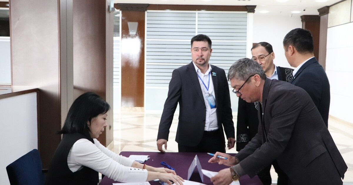 «AMANAT»: Бастауыш партия ұйымдарының жұмысы жетілдіріледі