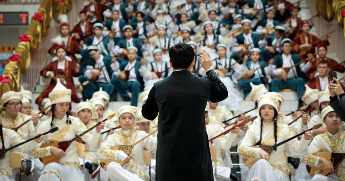 2 миллионға жуық бала бір мезетте күй тартты