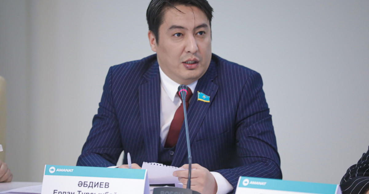 Қоғамдық орындарда есту қабілеті бұзылған адамдарға ақпарат беретін арнаулы сымсыз жүйе көзделсін – депутат