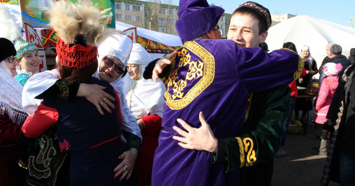 Көрісу күні қалай тойланады?