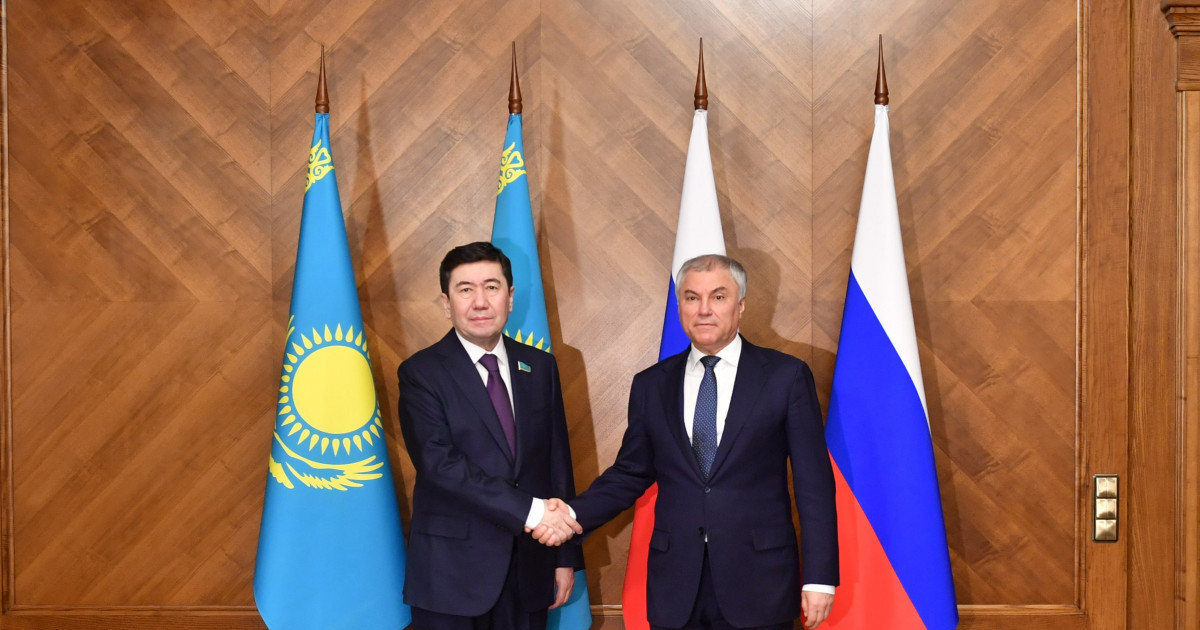 Мәжіліс төрағасы ресми сапармен Ресейге барды