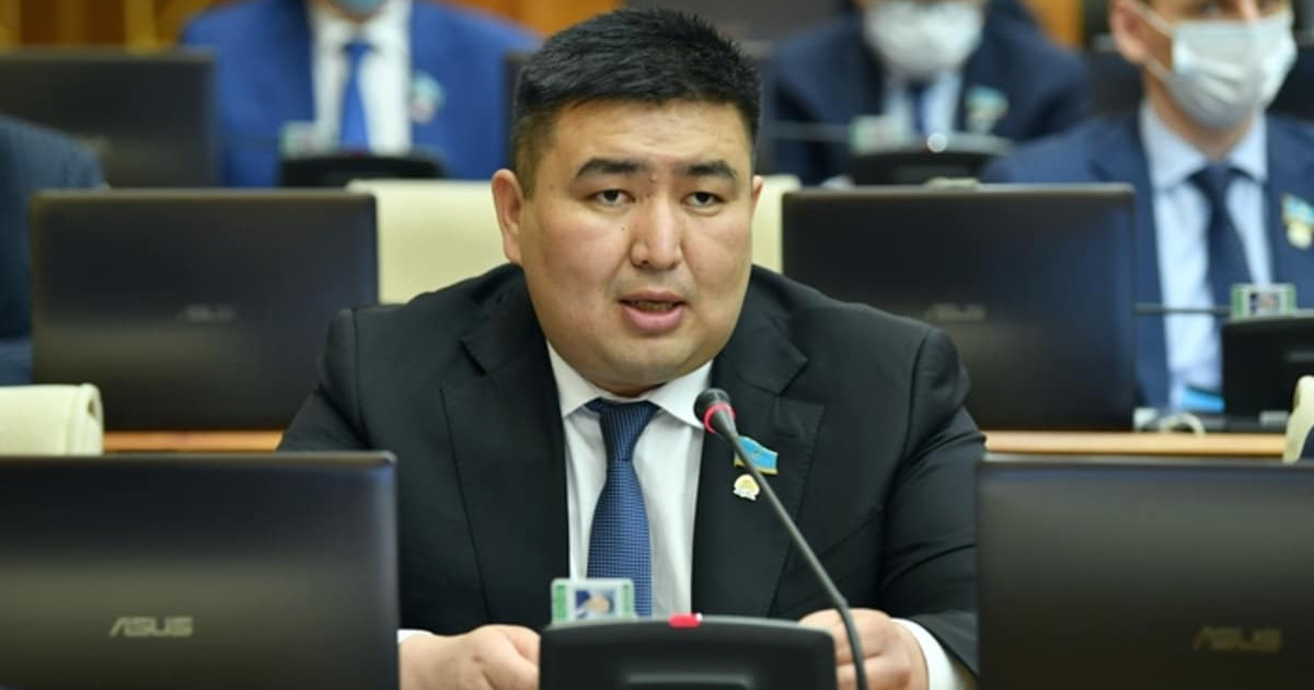 Министрлік Құрылыс кодексін әзірлеуде әр бетіне 1,6 миллион теңге төлеген – Елнұр Бейсенбаев