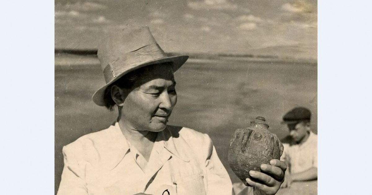 Академик аманатын арқалаған