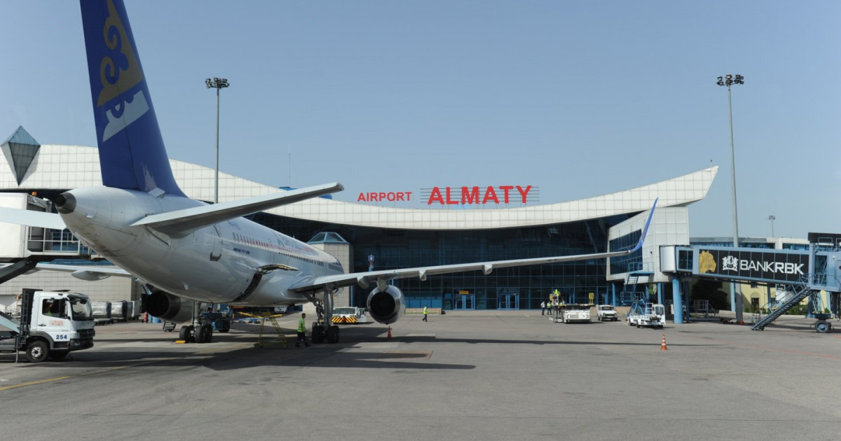 Алматы әуежайында есірткі пайдаланған ұшқыш ұсталды