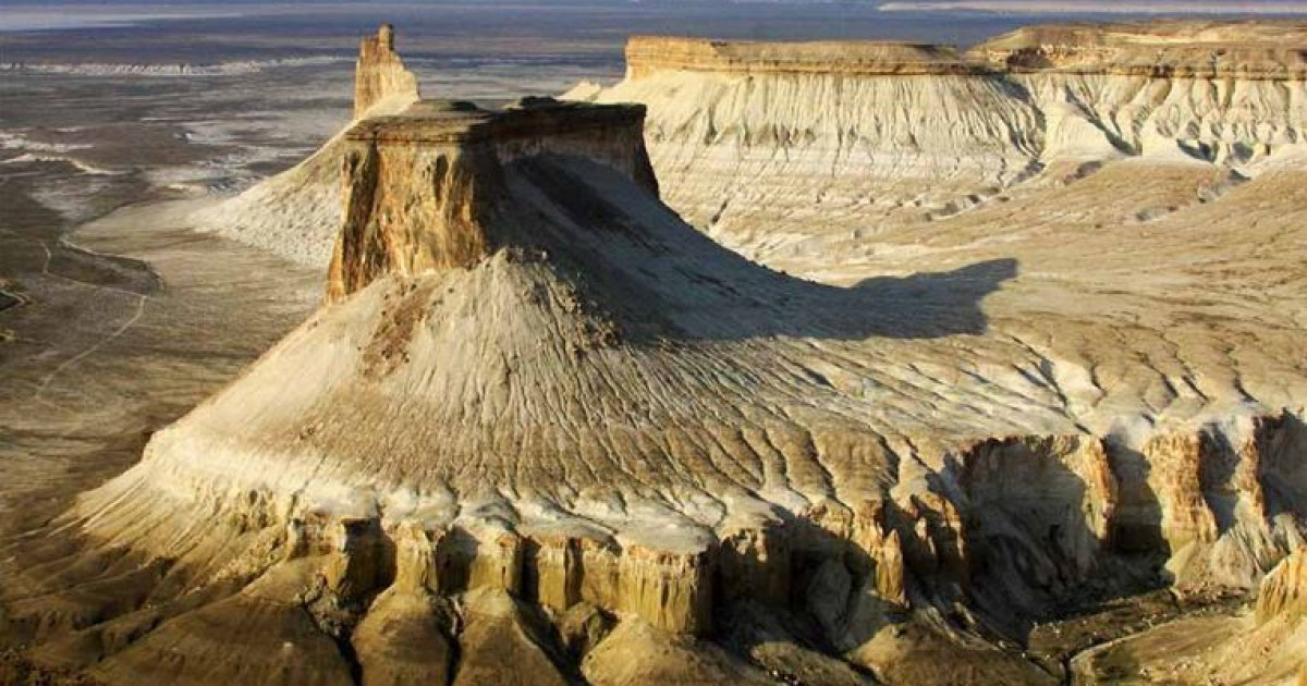 Ел мен жер тарихын толғаған