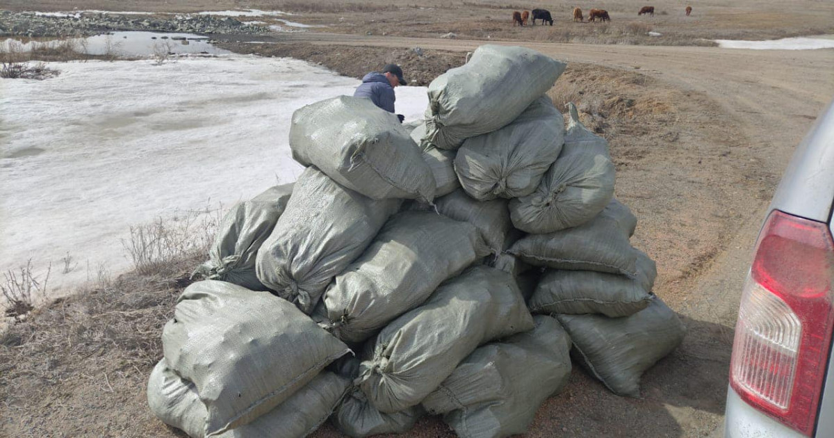 Қарағандылықтар қиындықта қалған ағайынға көмектесіп жатыр