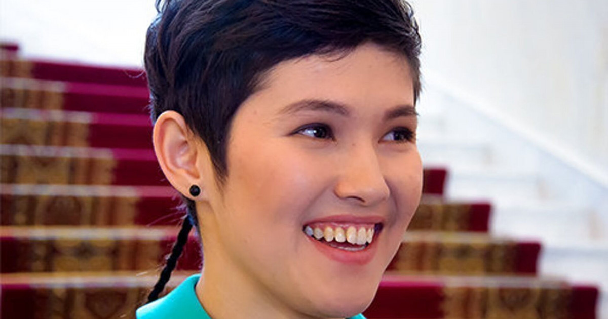 «Мұндай әйел алғым келмейді, жағымды сындырасың»: ер адам Назым Қызайбайдың соққысынан шошып қалды