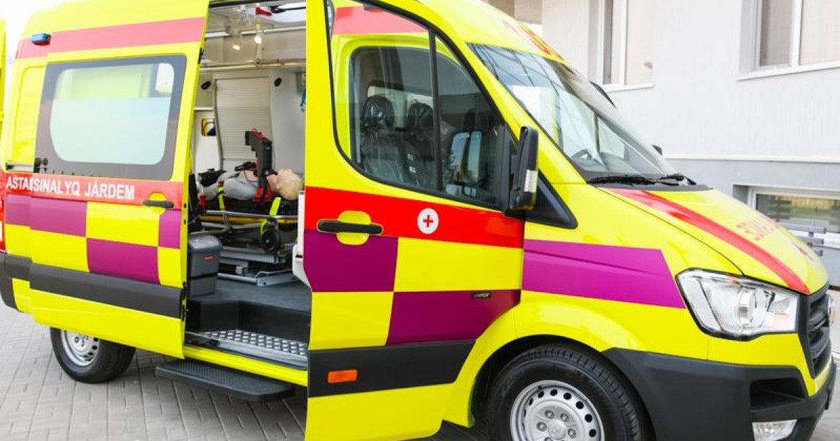 Шымкентте скутер мінген курьер қоршауға соғылып, қаза тапты