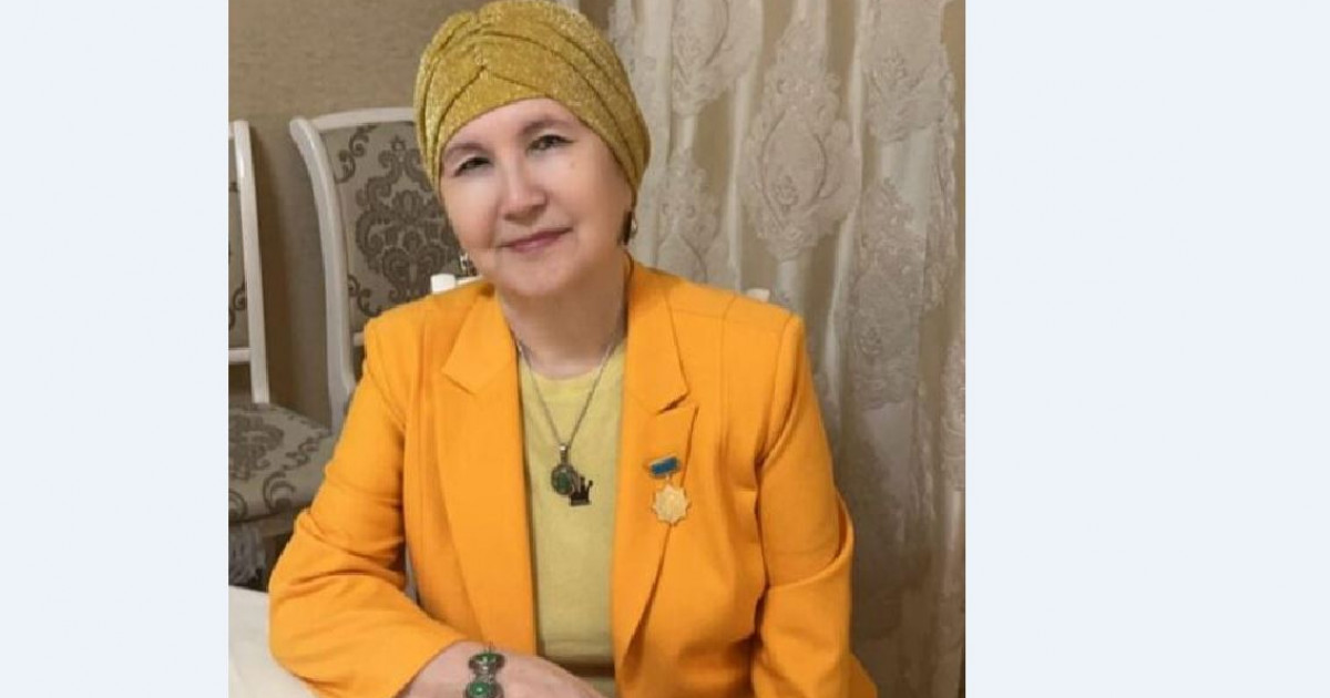 Төрт құбыласы түгел қаламгер