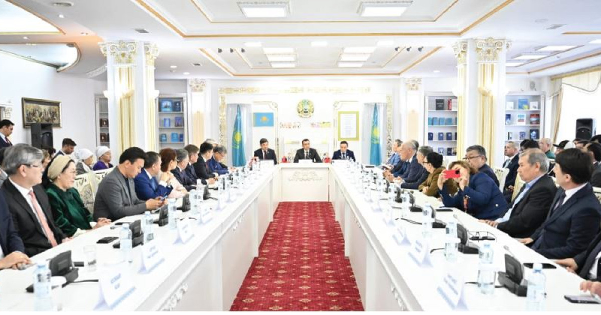 Жаңа тарихи кітаптар таныстырылды