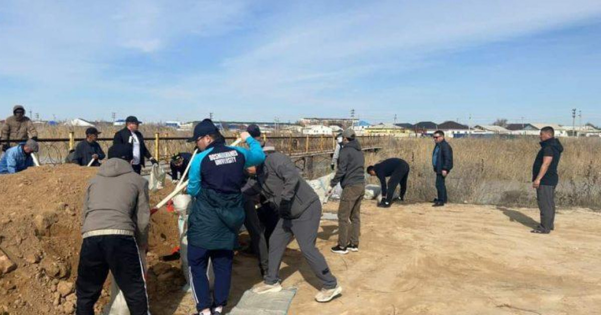 Жылыойда Жем өзені арнасынан асып кетті