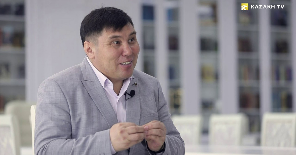 Ақылды адамдар тойға бармайды: Омар Жәлелдің пайымы көпшілікті тағы шулатып жатыр