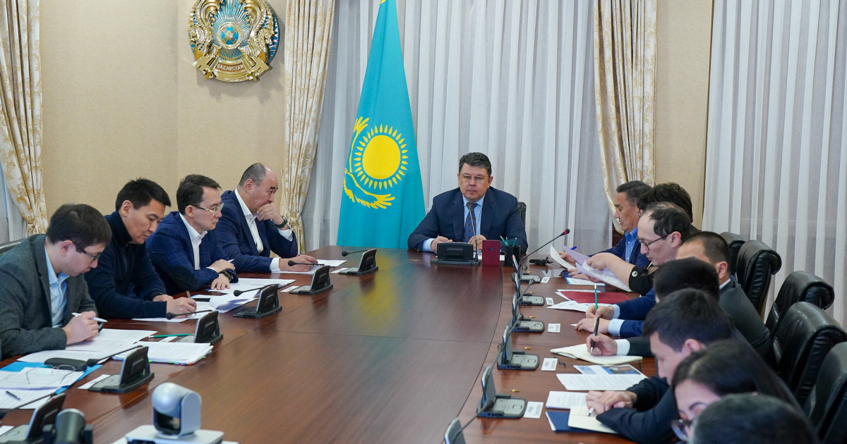 Қанат Бозымбаев Ақмола облысының баспанасыз қалған тұрғындарын тамыз айының ортасына дейін қоныстандыруды тапсырды