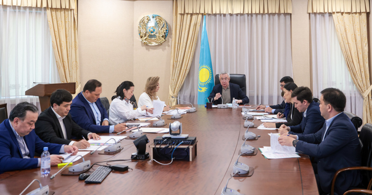 Көкөніс бағасын тұрақтандыру: Серік Жұманғарин өндірушілермен келісімшартты аяқтауды тапсырды