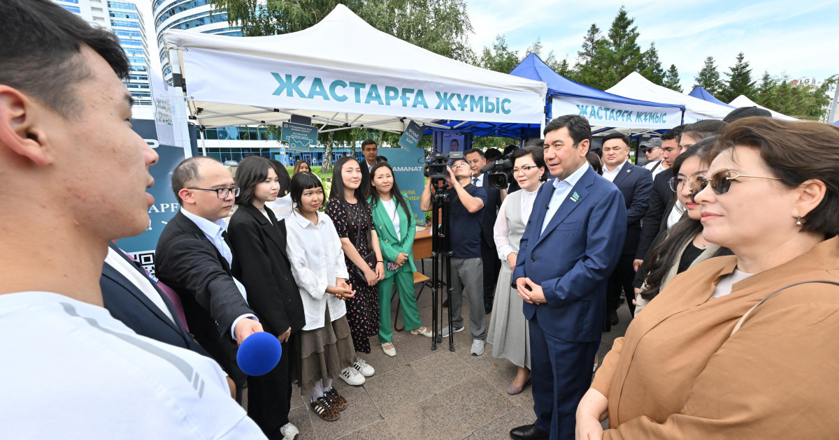 «Жастарға жұмыс»: 25 мың жас жолдама алды