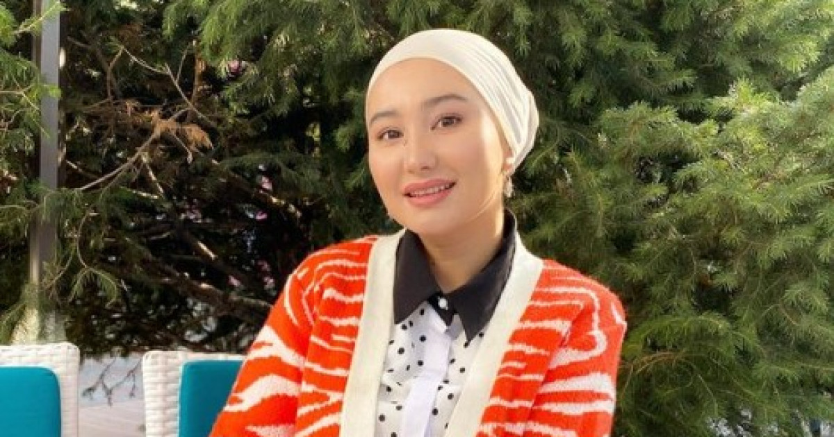 Боксшы Жанқош Тұраровтың әйелі өзін Әнару Құрманәлі күндіз-түні аңдып жүргенін айтты